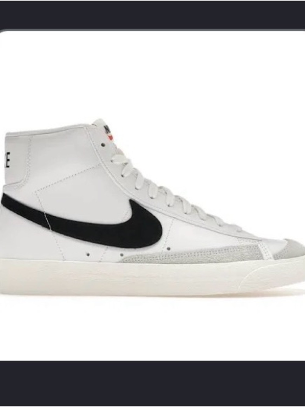NIKE BLAZERS